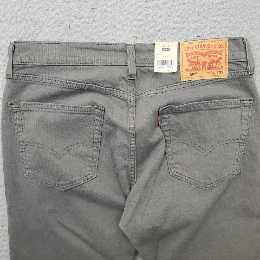 Levi's Jeans Mens 31x32 Gray Stretch Regular Fit Red Tab 5-Pocket Straight Leg